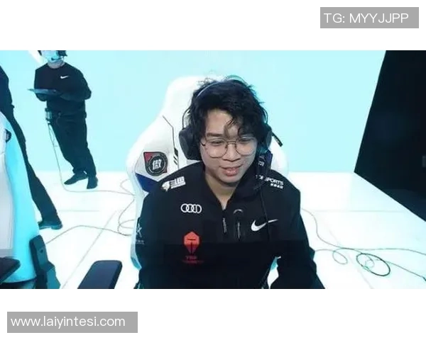 电竞热议CSGO技术争议TES引发的战术讨论与数据分析